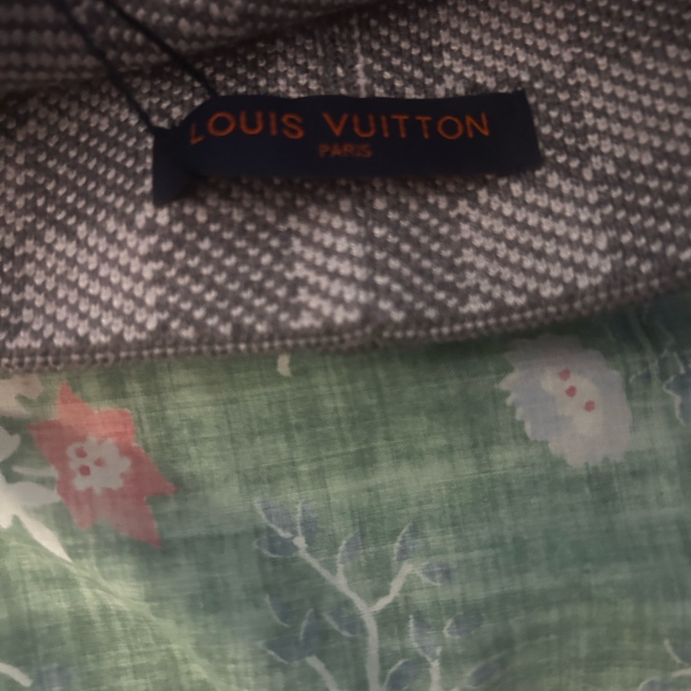 Louis Vuitton Gray Checkered Beanie - Picture 2 of 3